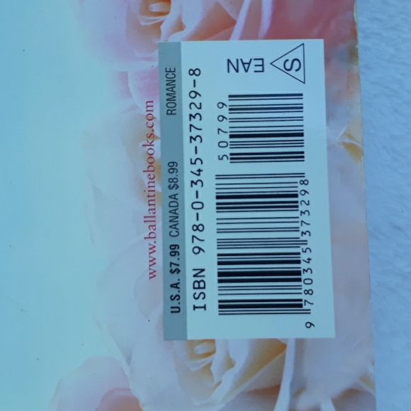 To Have and to Hold, a paperback book written by Fern Michaels Copyright 2010 - Picture 3 of 7